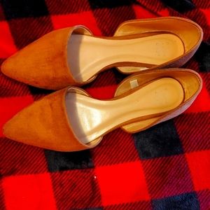 A New Day Flats,size 9, nudish brown